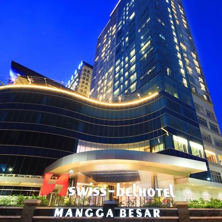 Swiss-Belhotel Mangga Besar Giacarta Esterno foto