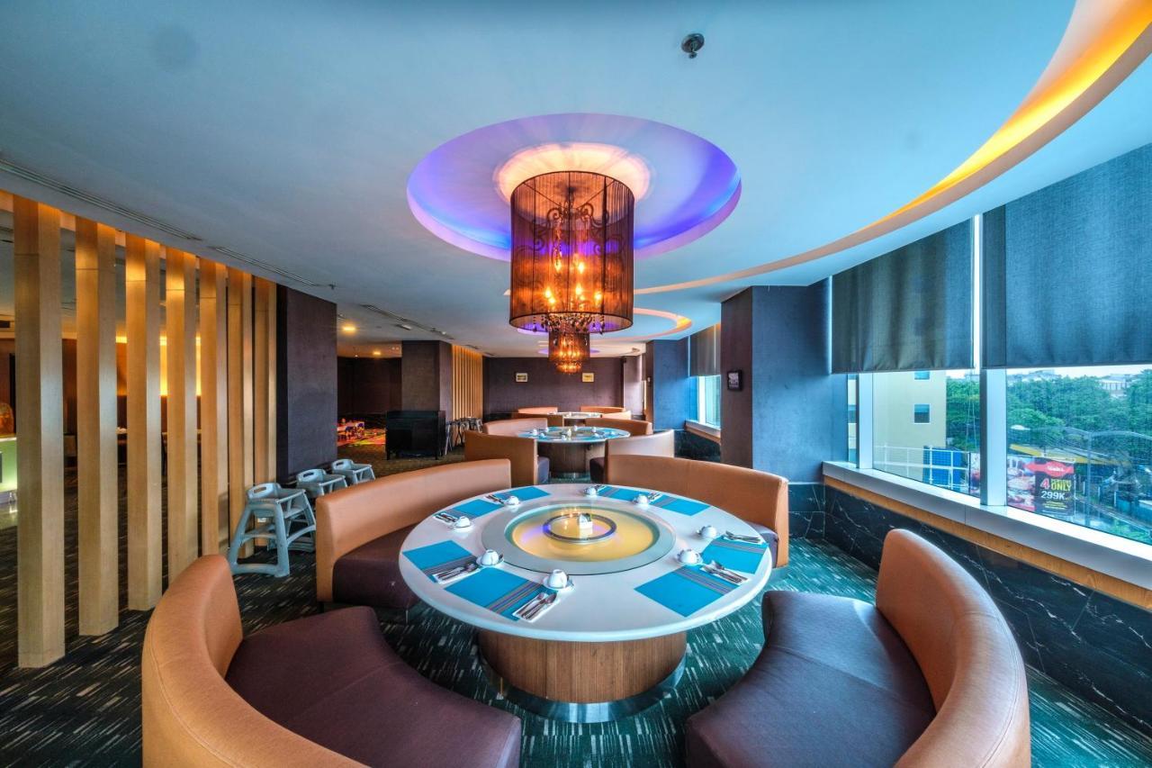 Swiss-Belhotel Mangga Besar Giacarta Esterno foto