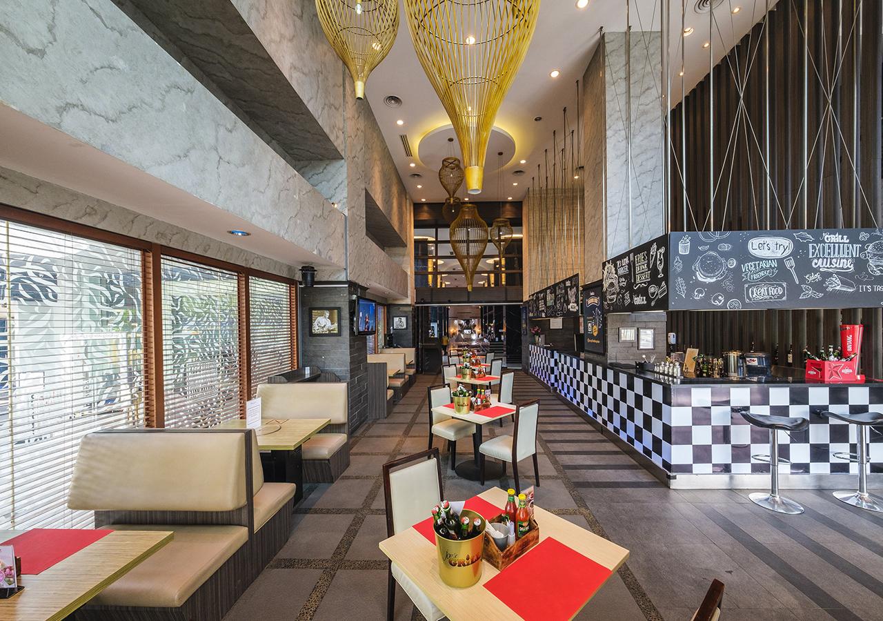 Swiss-Belhotel Mangga Besar Giacarta Esterno foto